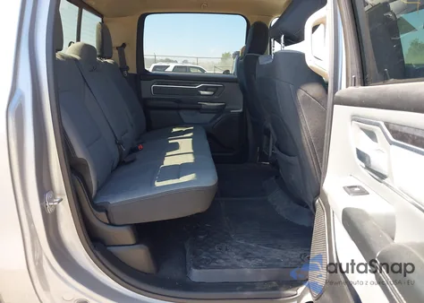 2019 Ram 1500 Big Horn/Lone Star 4X4 5'7 Box z USA, uszkodzony, nr VIN 1C6SRFFT4KN623654